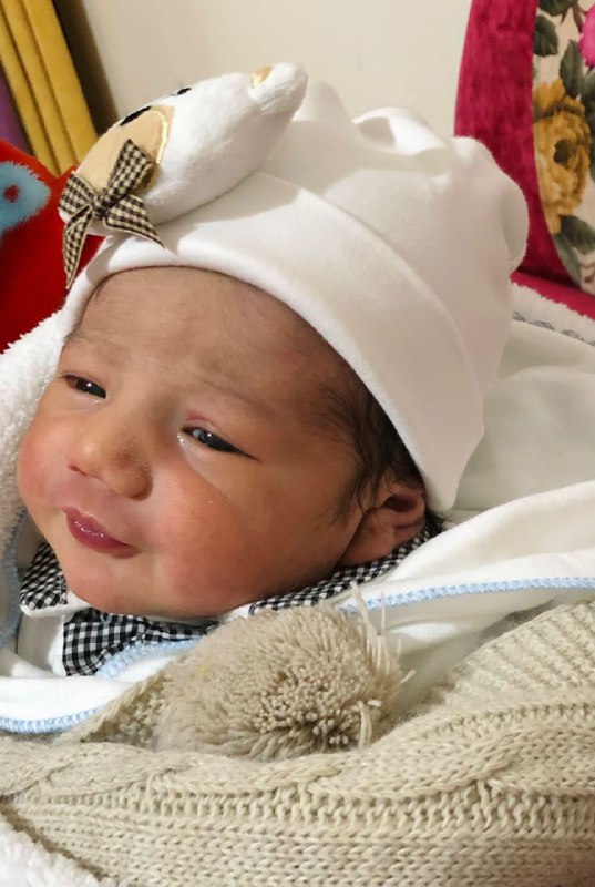 ولادة الطّفل علي احمد صالح
